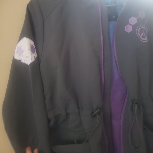 Overwatch Sombra Jacket Official Blizzard Gear size small discontinued - Picture 1 of 3